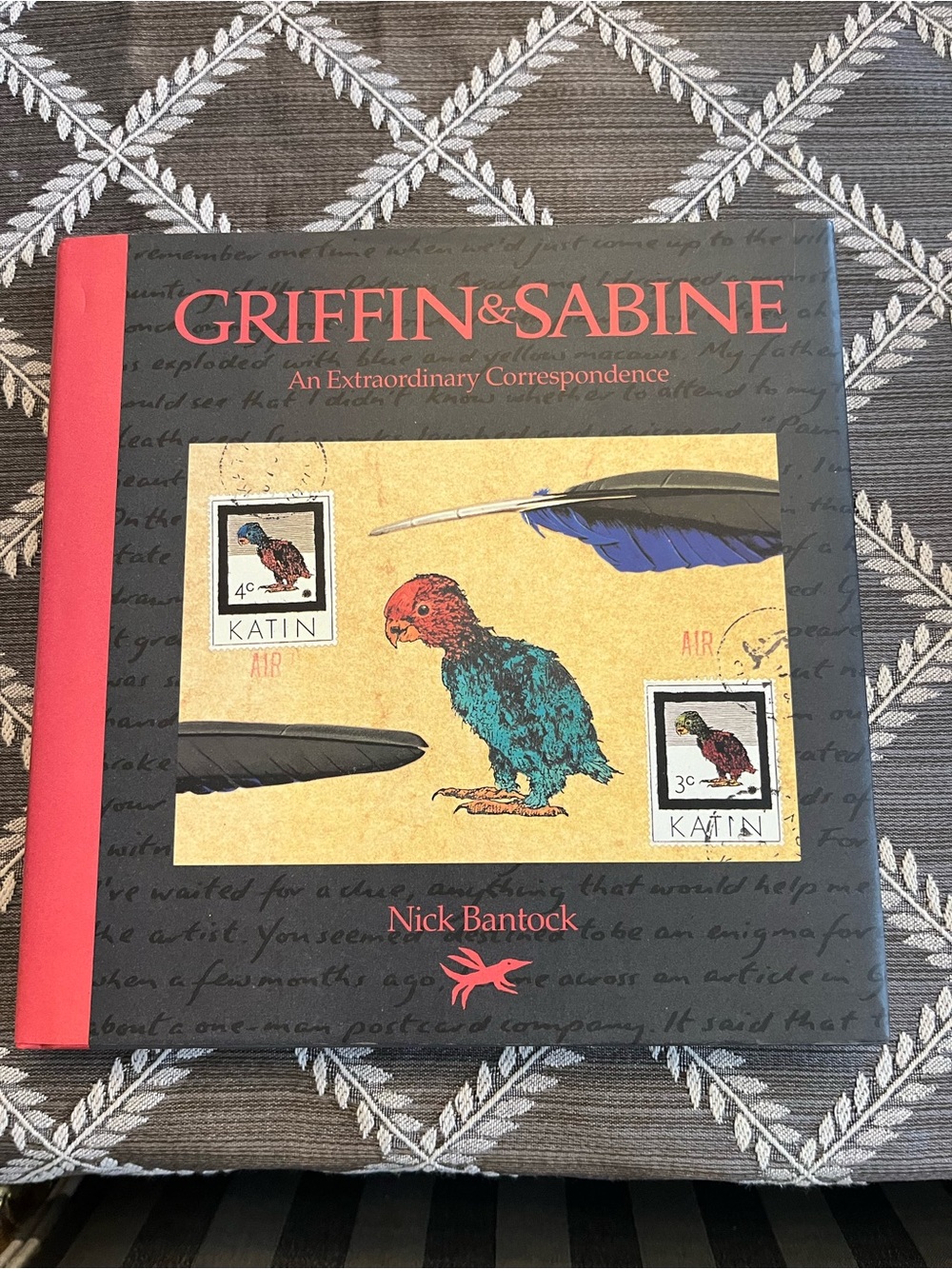 Griffin & Sabine Art Book by - Black & Red Cover
Books